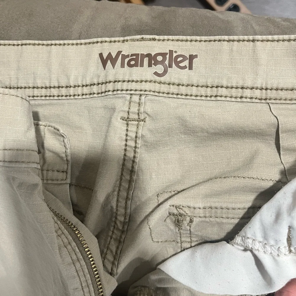 Wrangler Pants - Picture 4 of 5